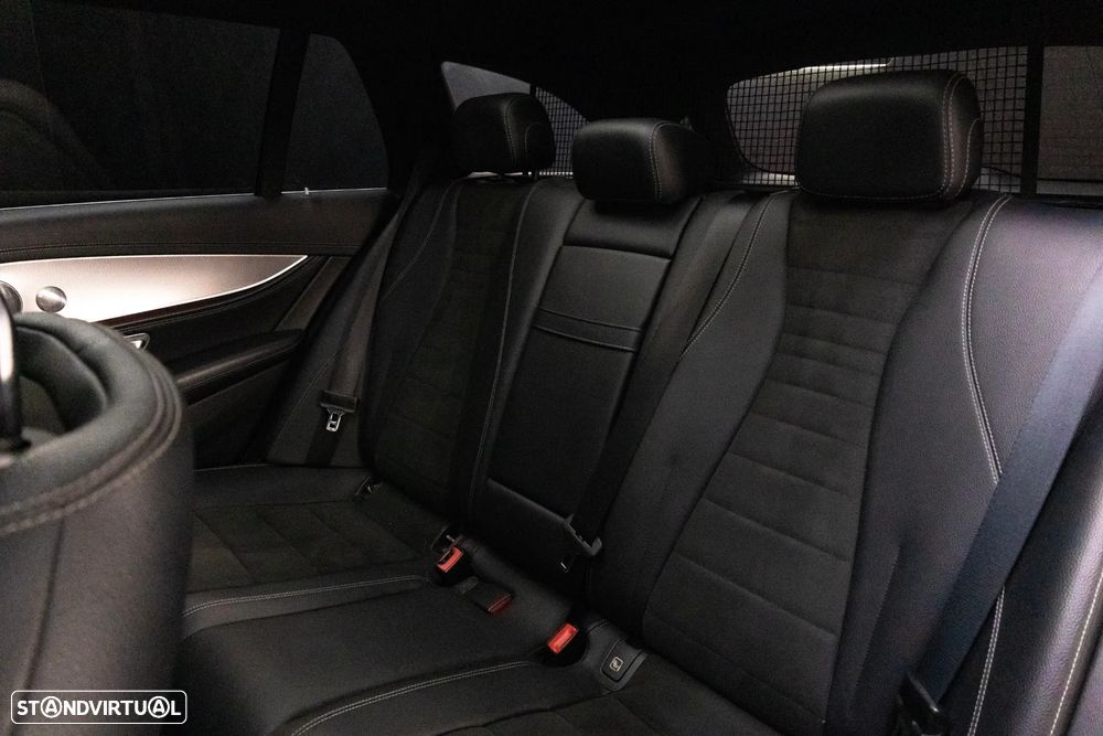 Mercedes-Benz E 220 d AMG Line - 34