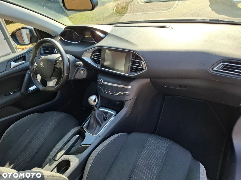Peugeot 308 - 19
