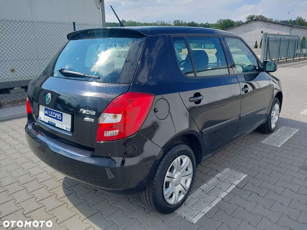 Skoda Fabia 1.2 HTP Ambition - 6