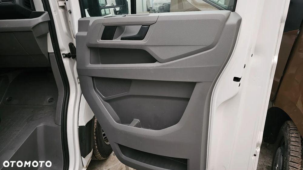 Volkswagen Crafter - 16