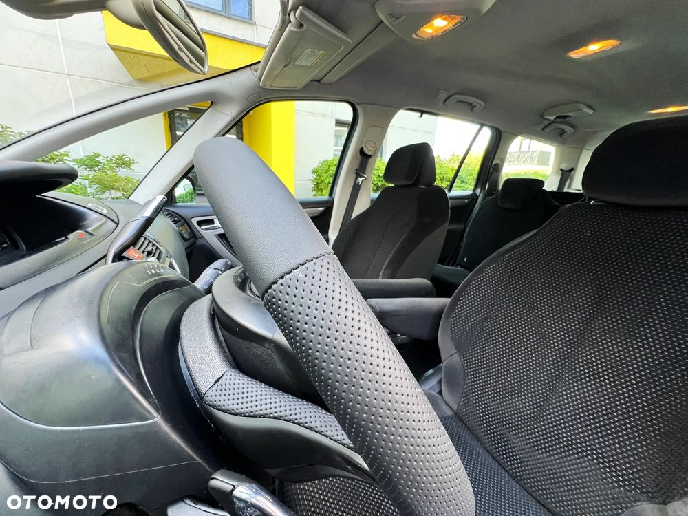 Citroën C4 Picasso - 10