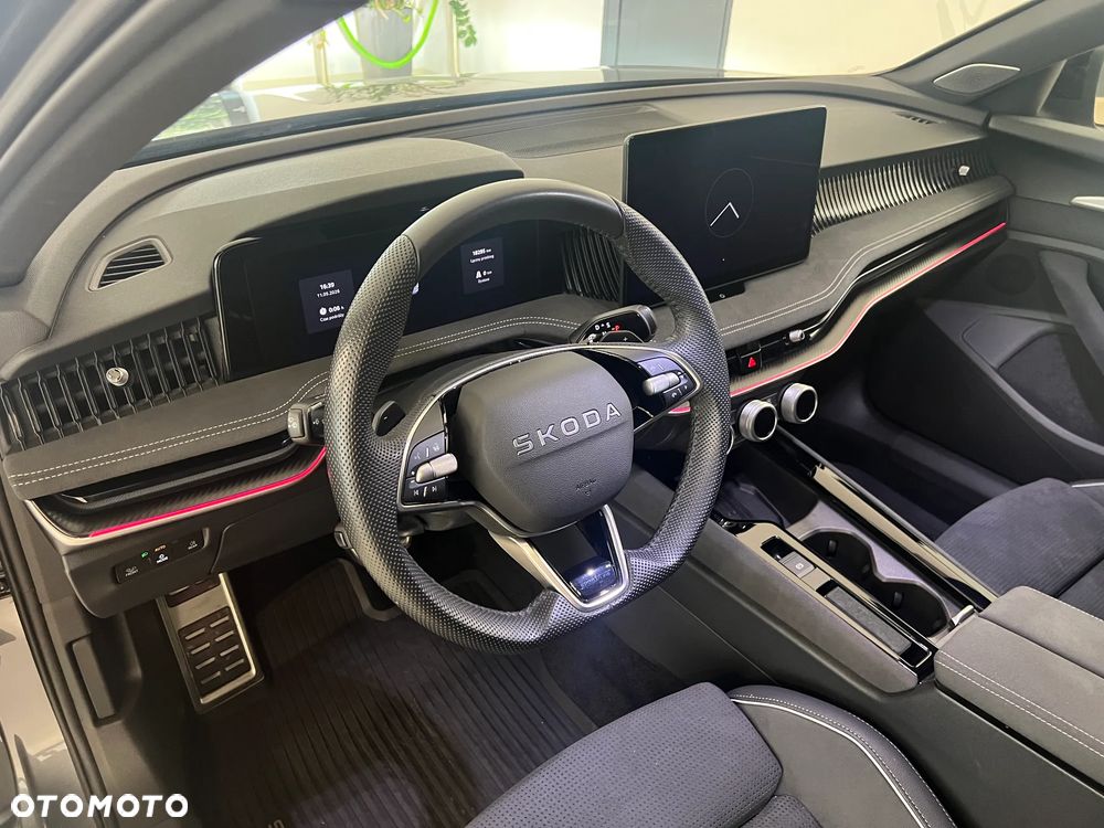 Skoda Superb 2.0 TSI 4x4 Sportline DSG - 17