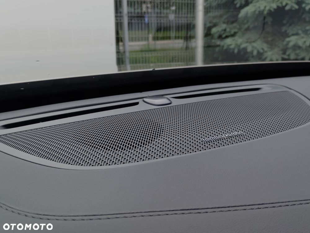 Volvo XC 90 - 21