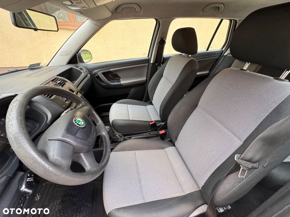 Skoda Fabia 1.2 TSI Active - 4