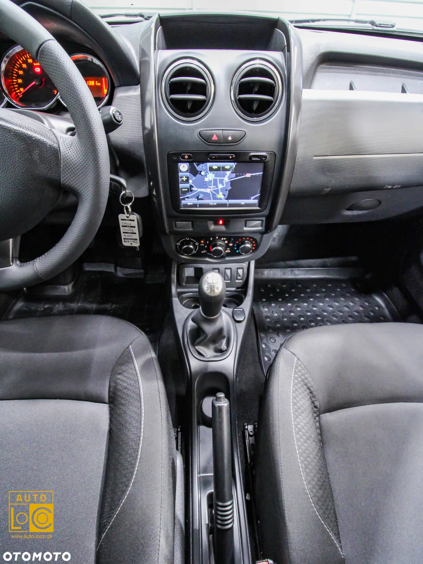 Dacia Duster 1.6 SCe Laureate S&S - 16