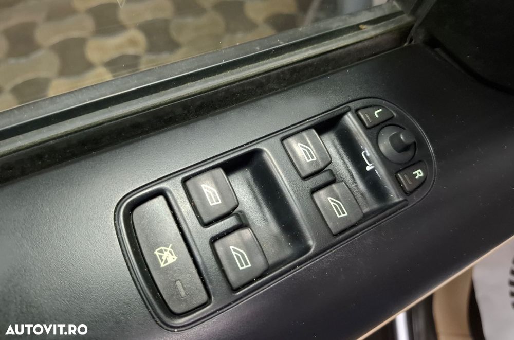 Land Rover Freelander 2.2 TD4 HSE - 12