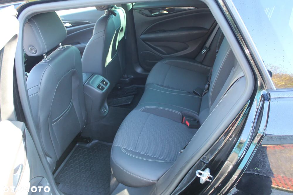 Opel Insignia 2.0 CDTI Business Elegance S&S - 9