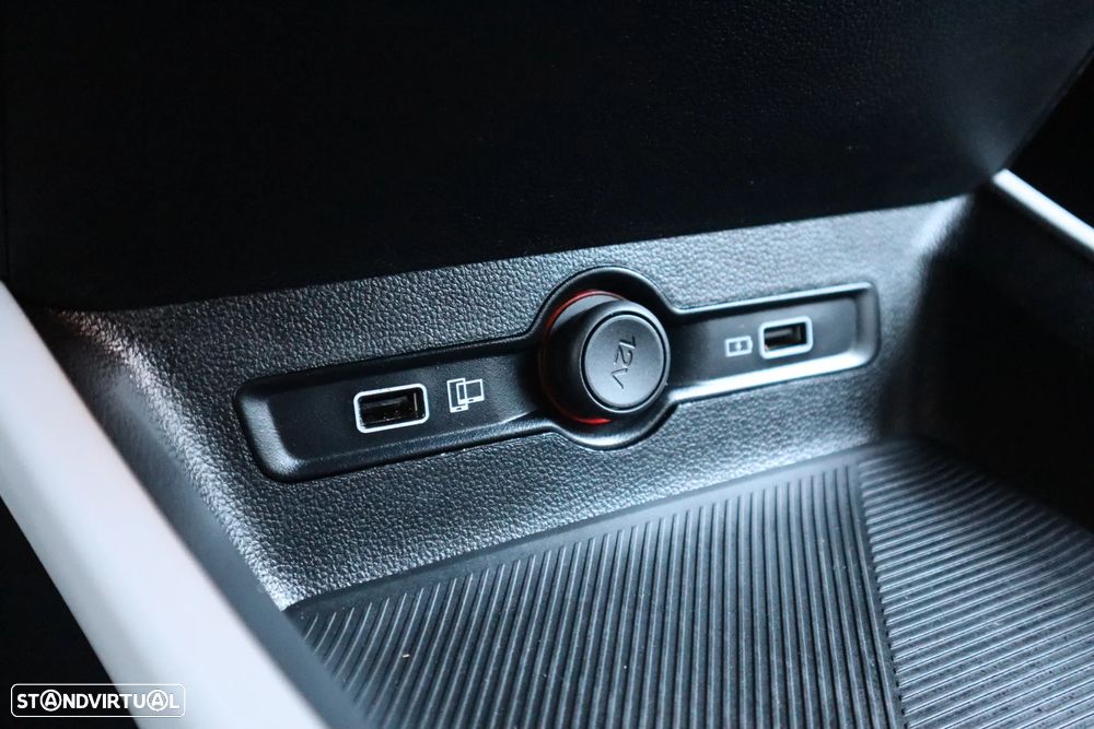 MG MG5 61 kWh Luxury - 35