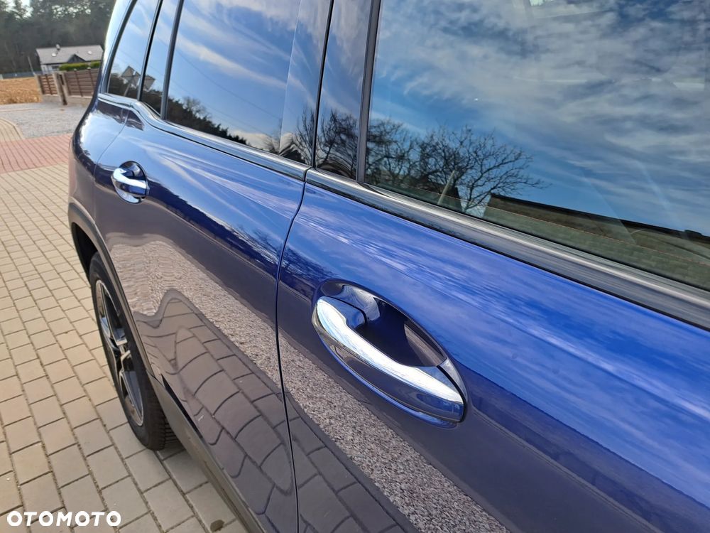 Mercedes-Benz GLB 200 7G-DCT AMG Line - 19