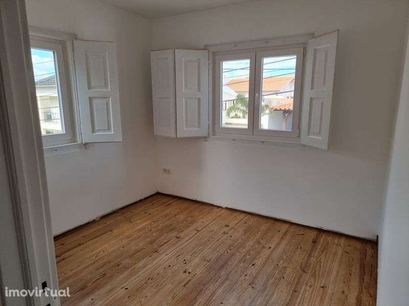 T3 com garagem Cruz 1 Andar Cruz D’Areia - Grande imagem: 2/10