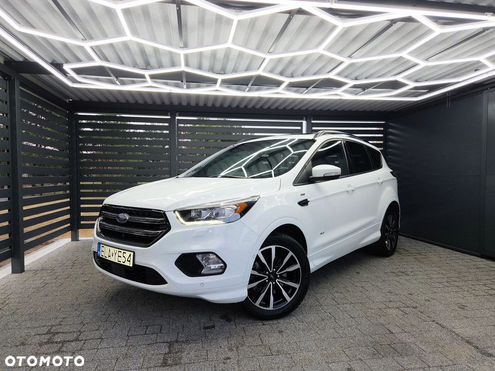 Ford Kuga - 25