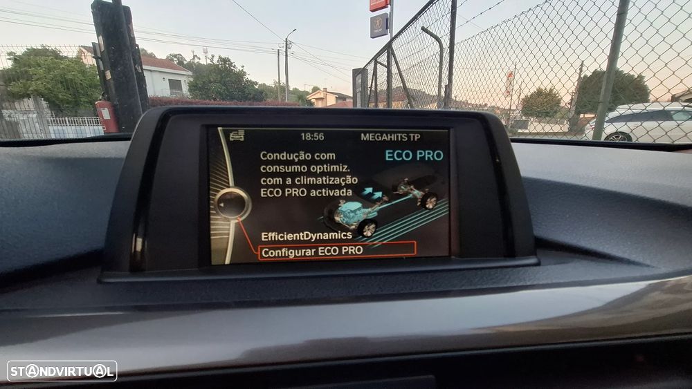 BMW 318 d Line Sport - 39