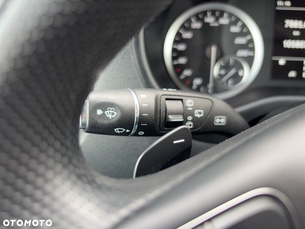 Mercedes-Benz Vito - 19