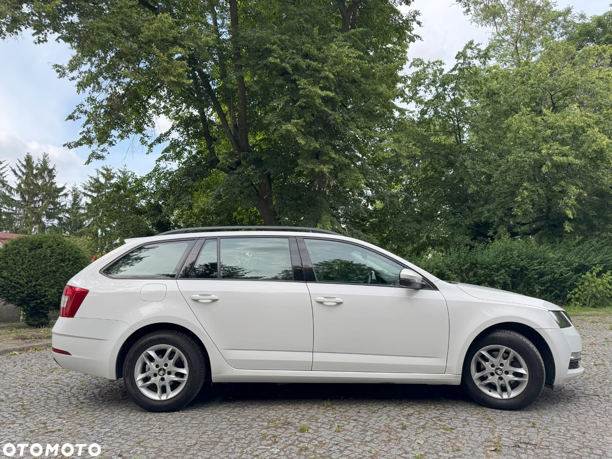 Skoda Octavia 1.6 TDI Active - 5