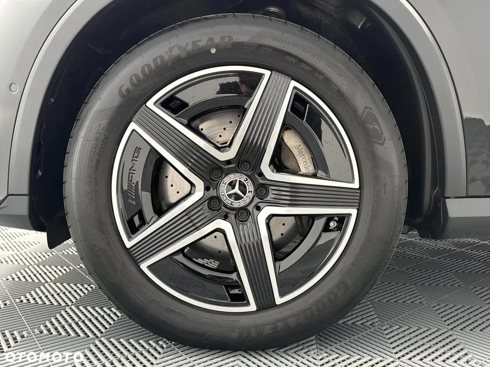 Mercedes-Benz GLC 200 4Matic 9G-TRONIC Edition AMG Line - 9