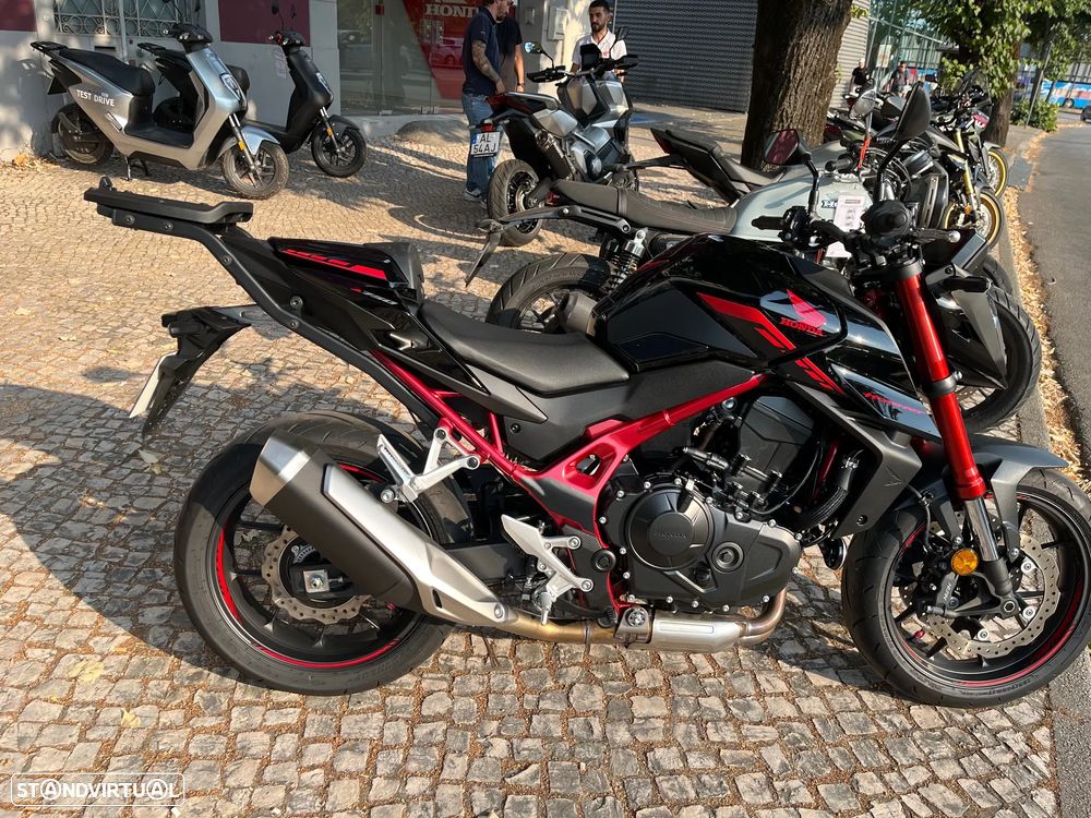 Honda CB  750 HORNET