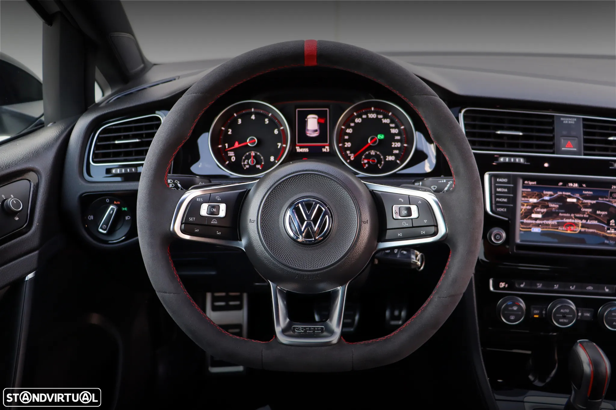 VW Golf GTI Clubsport DSG - 26