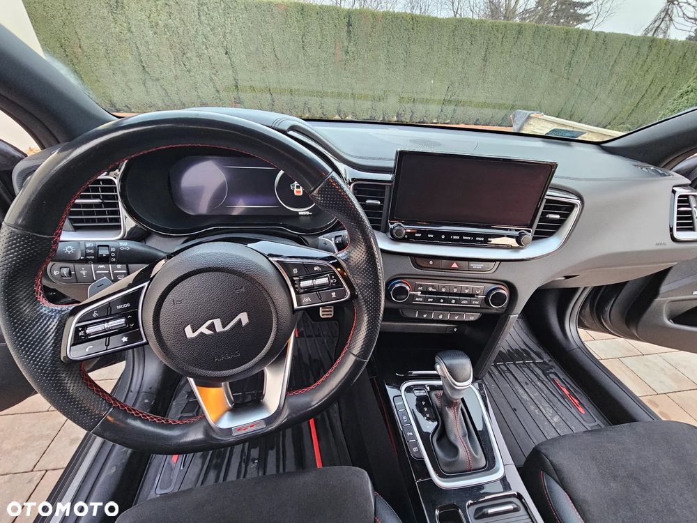 Kia ProCeed 1.6 T-GDI DCT7 OPF GT - 10