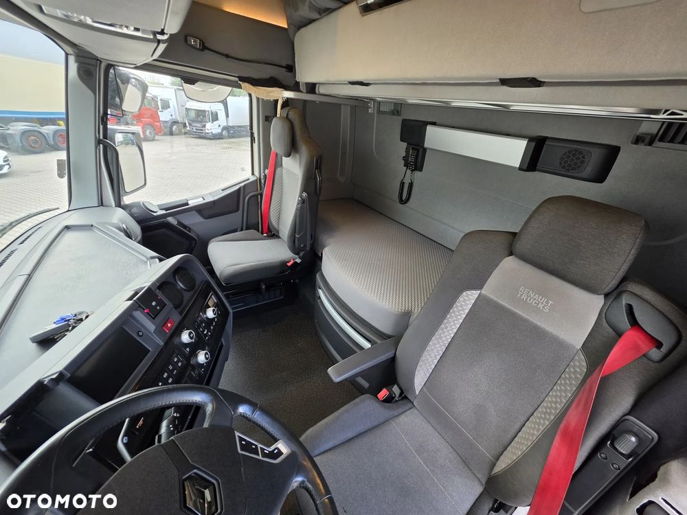 Renault T520 // 2023r // 359 tys km - 11