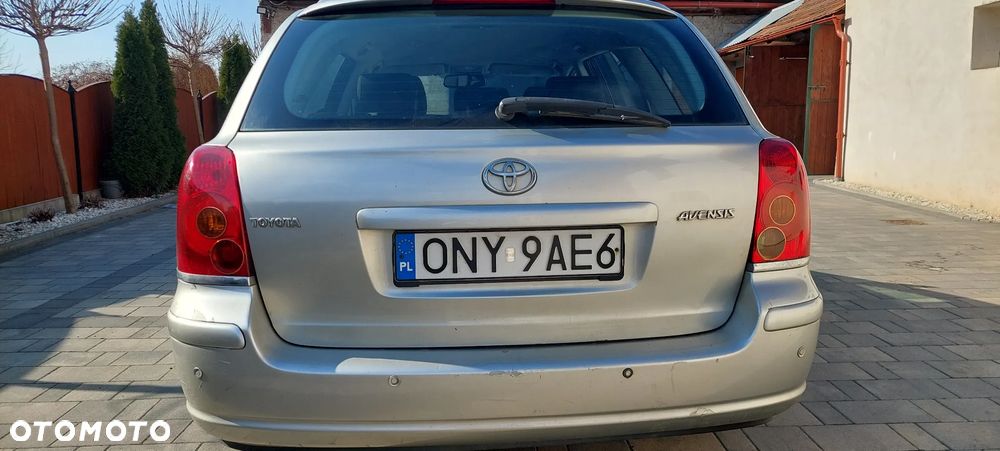 Toyota Avensis 2.0 D-4D Combi - 4