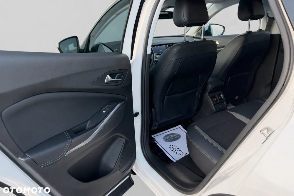 Opel Grandland X 1.2 Start/Stop Edition - 25