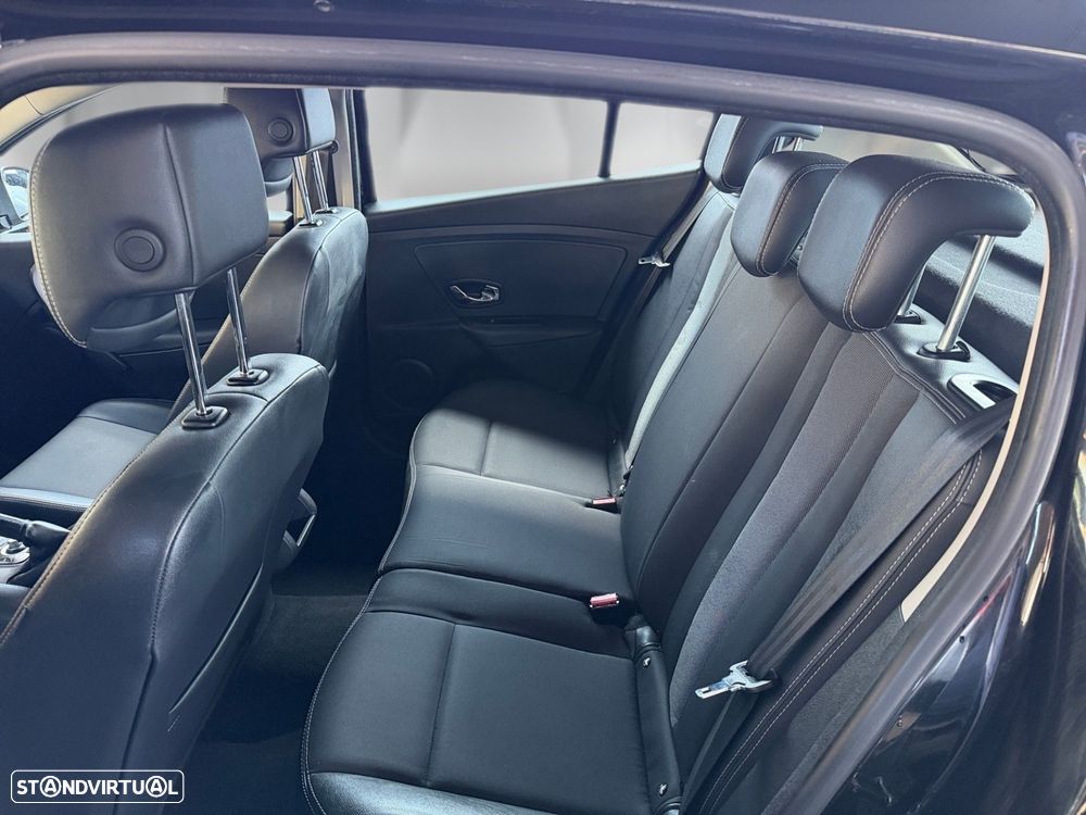 Renault Mégane 1.5 dCi Dynamique S SS - 12