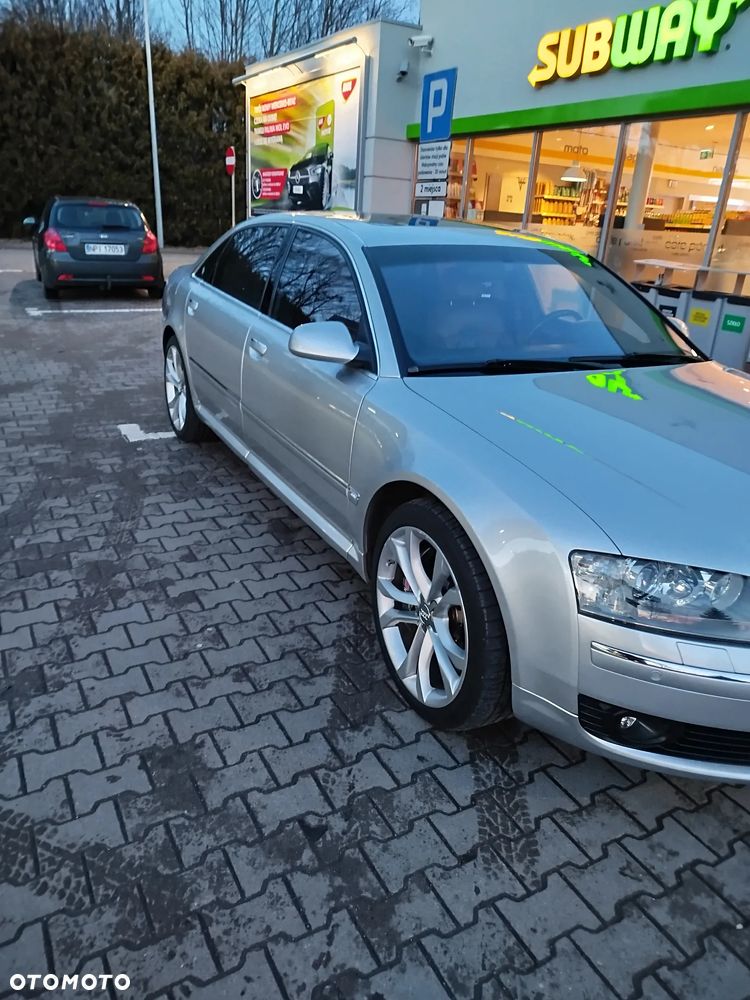 Audi A8 W12 quattro Langversion - 11