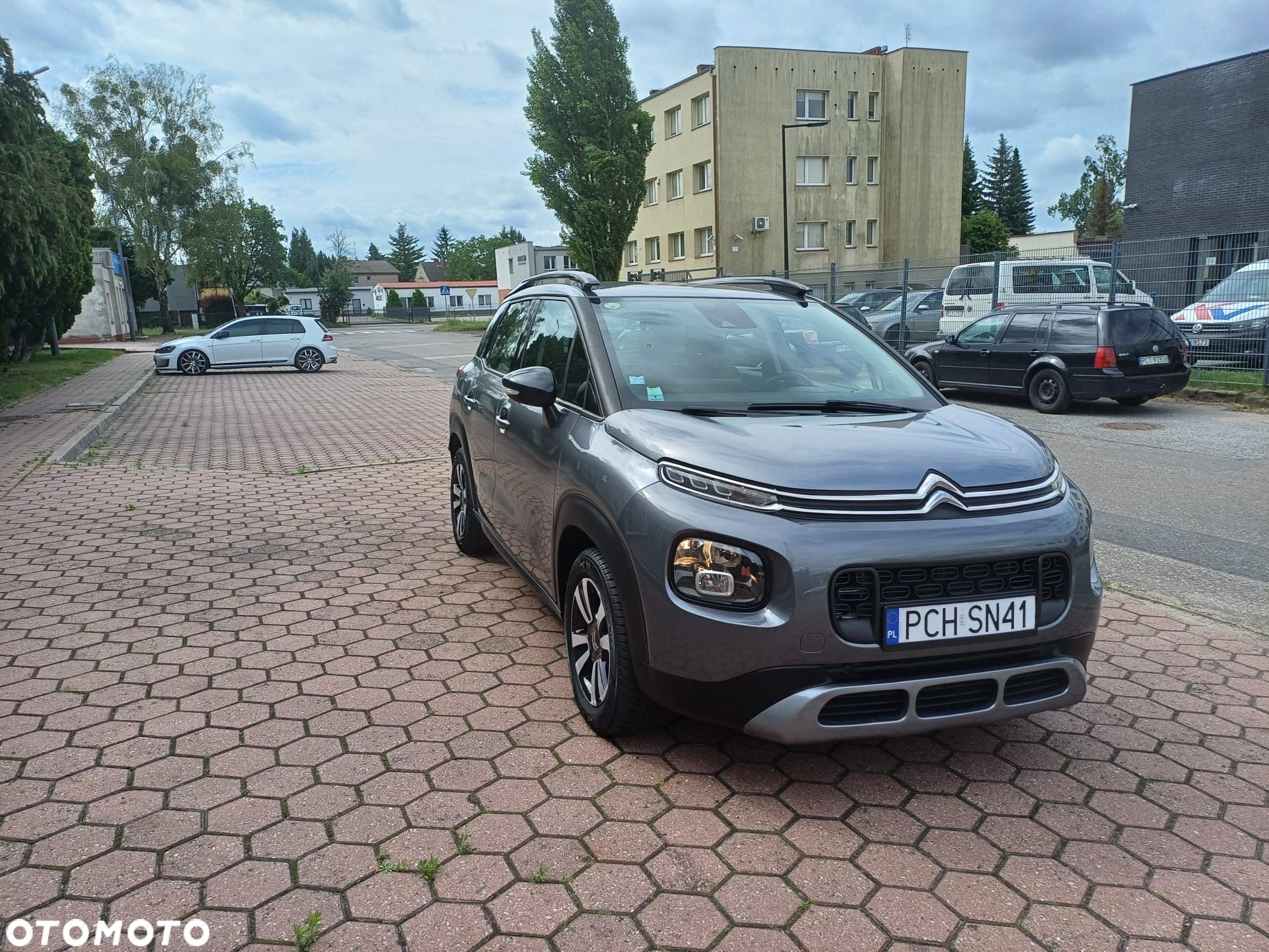 Citroën C3 Aircross 1.6 BlueHDi Shine S&S - 1