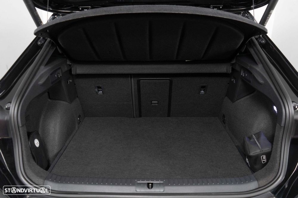 Cupra Formentor 1.4 e-Hybrid DSG - 28