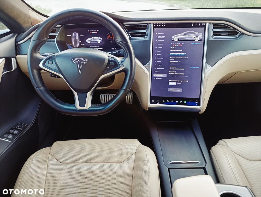 Tesla Model S - 14