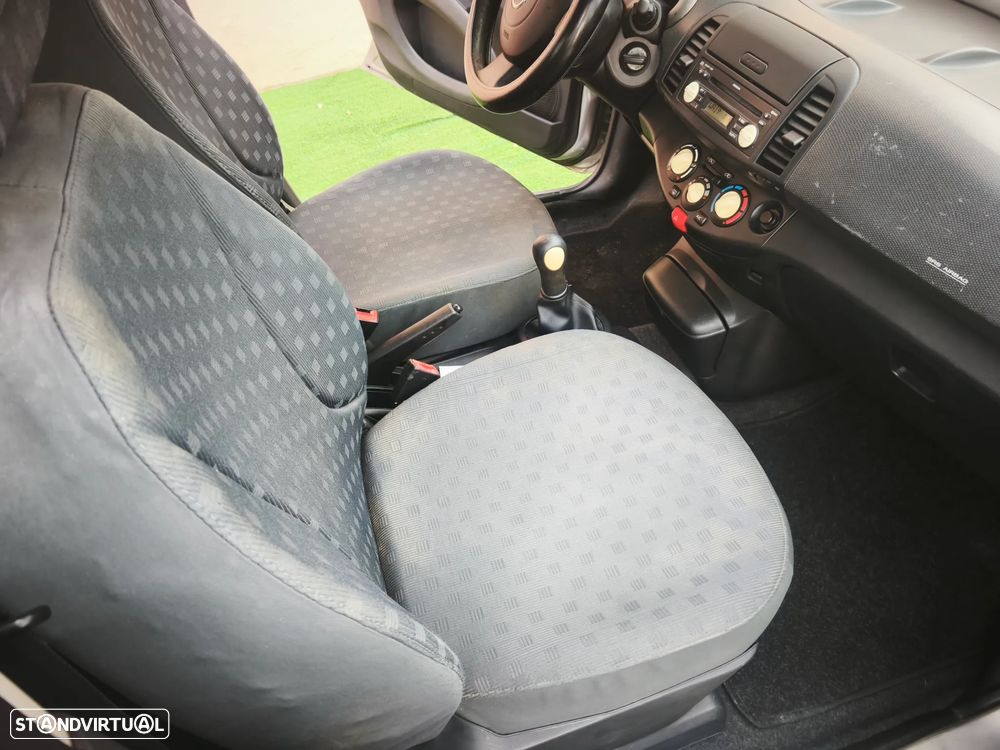 Nissan Micra 1.0 Emotion AC - 14