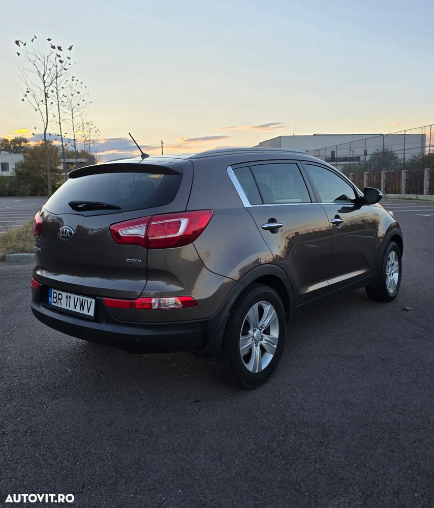 Kia Sportage 2.0 CRDI AWD Vision - 6