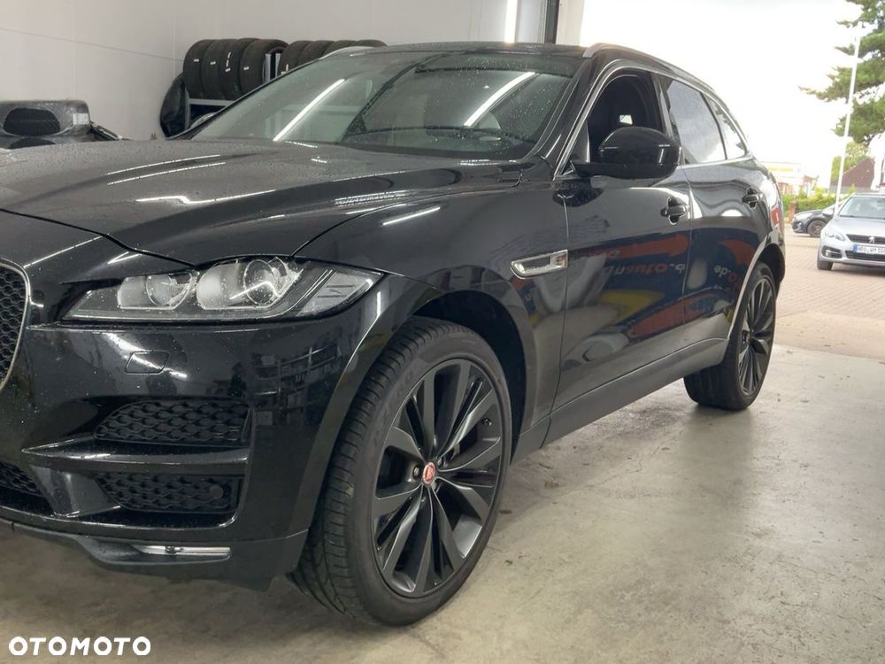 Jaguar F-Pace 20d AWD Prestige - 4