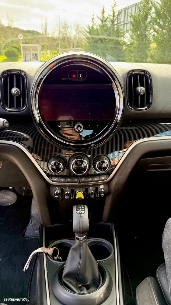 MINI Countryman Cooper SE ALL4 Auto - 22