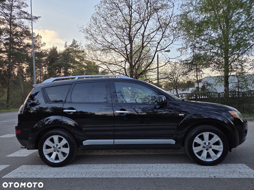 Mitsubishi Outlander 2.0 DID Intense - 5