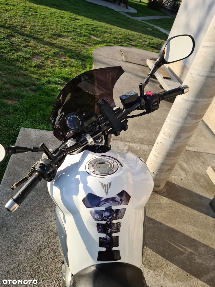 Yamaha MT - 7