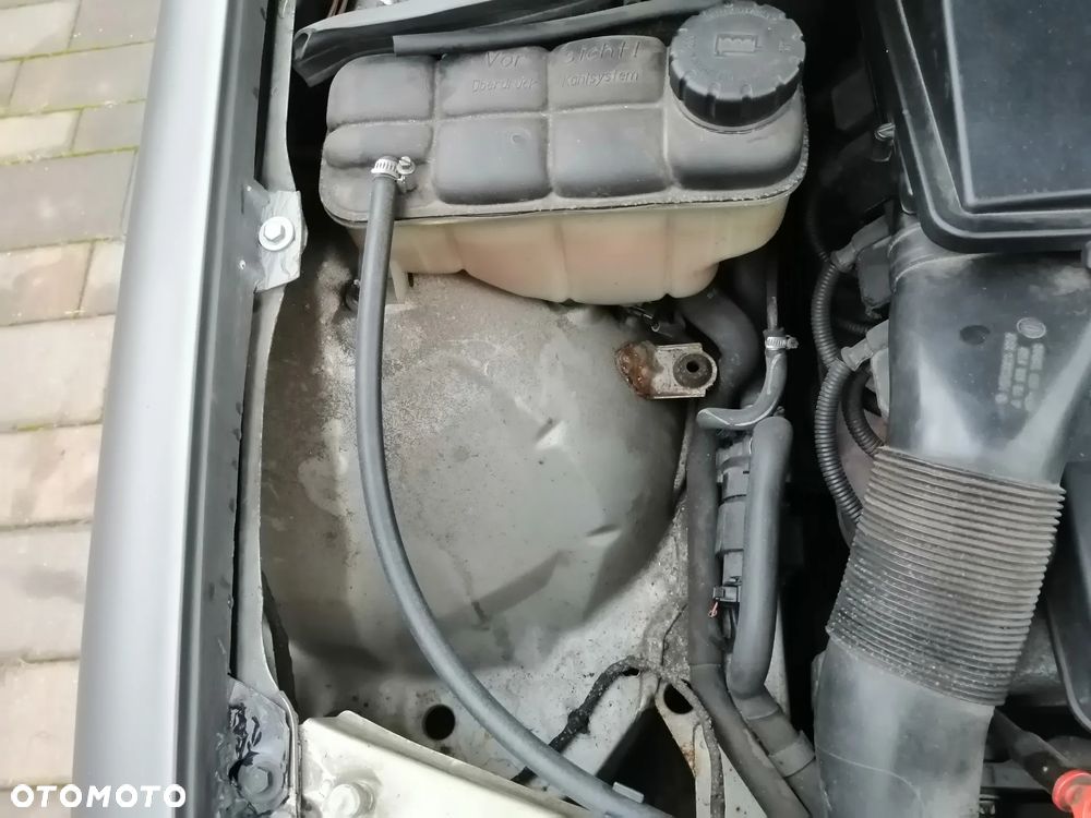 Mercedes-Benz CLK - 32