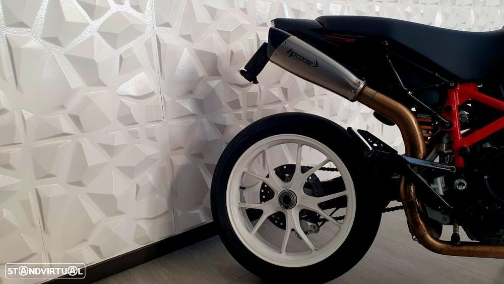 Ducati Hypermotard - 8