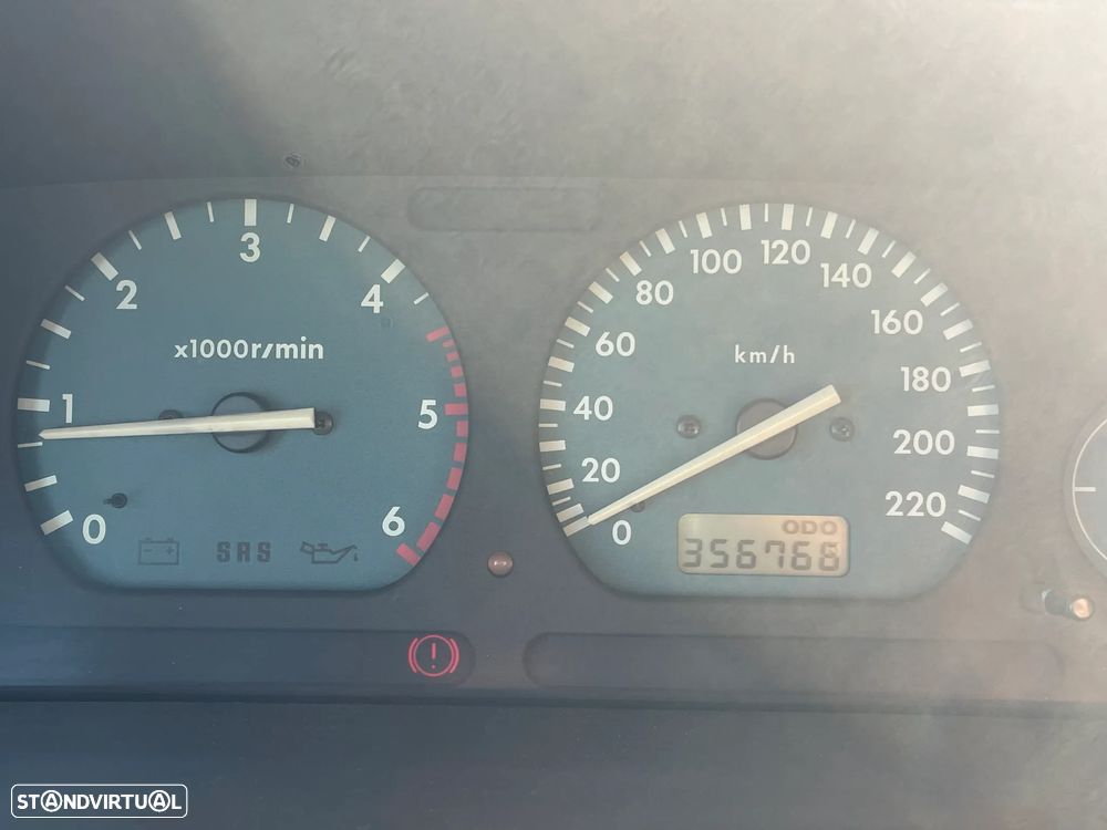 Land Rover Freelander 2.0 di - 6