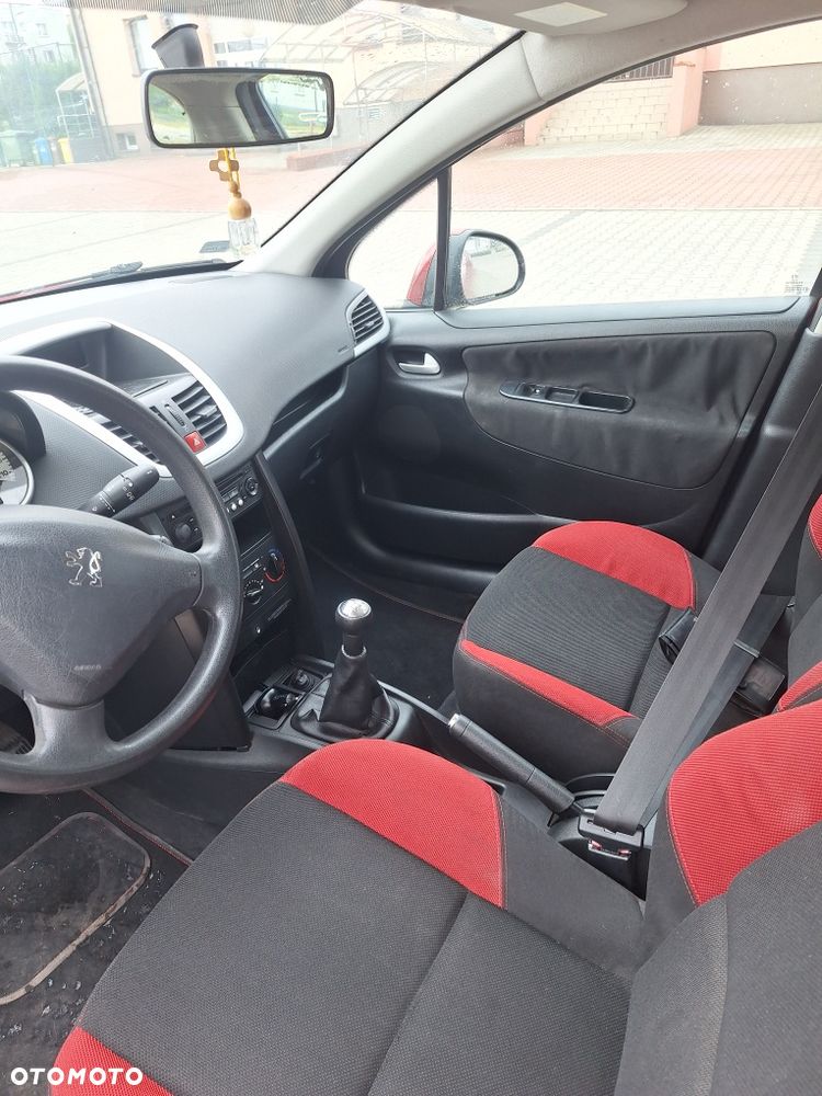 Peugeot 207 - 5