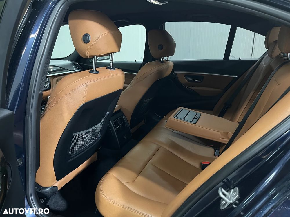 BMW Seria 3 330e iPerformance Luxury Line - 11