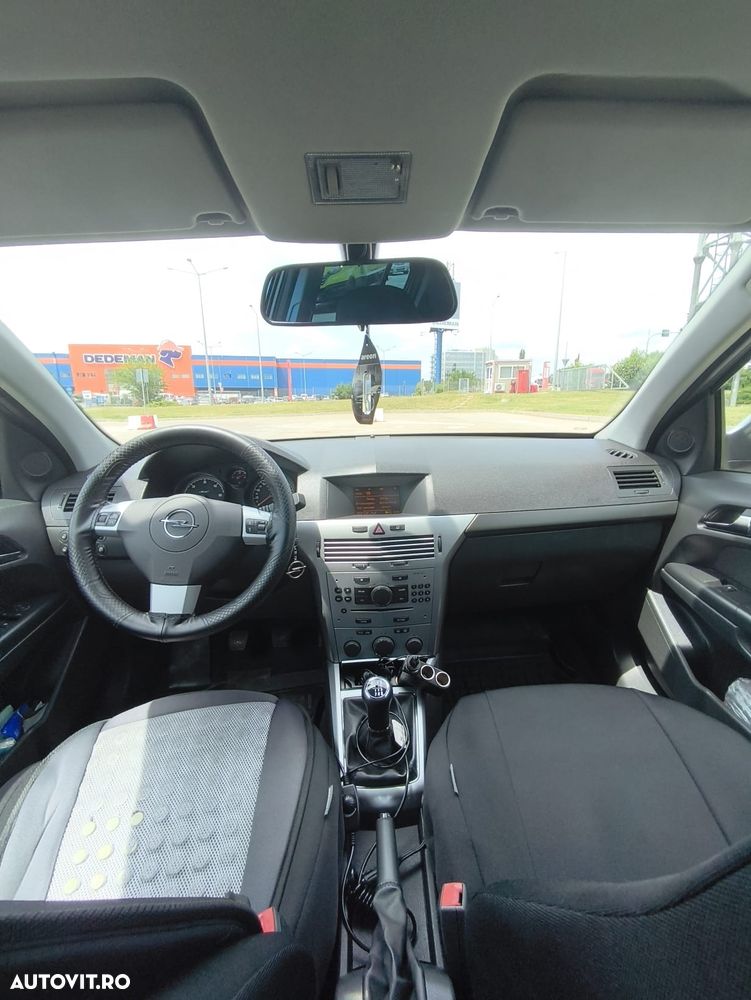 Opel Astra 1.7 CDTI ECOTEC - 11