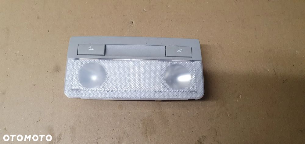 Lampka podsufitki oświetlenie kabiny Opel Zafira C 22774329 - 1
