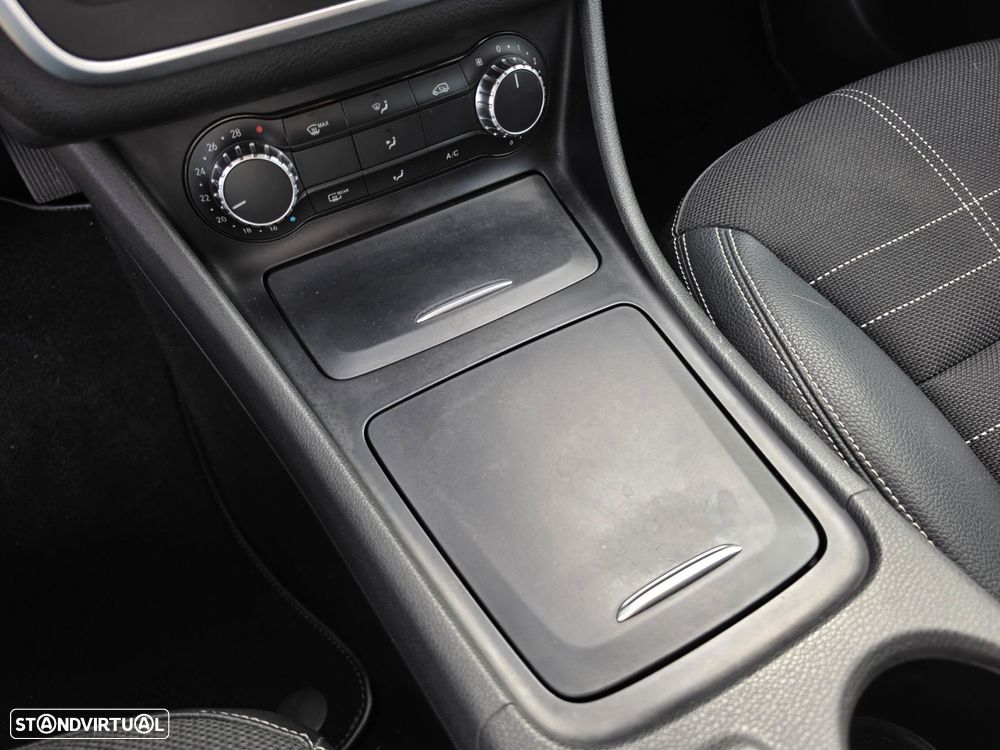 Mercedes-Benz GLA 200 CDI Urban Aut. - 28