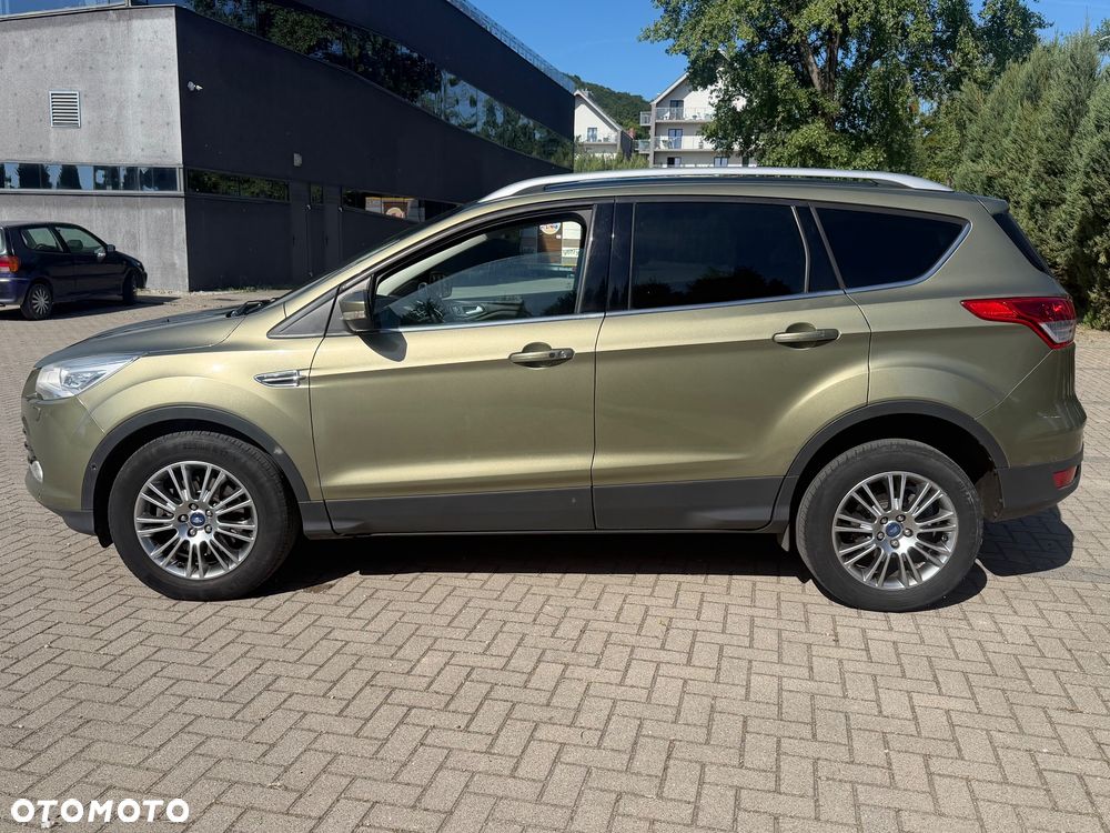 Ford Kuga 2.0 TDCi 2x4 Titanium - 3