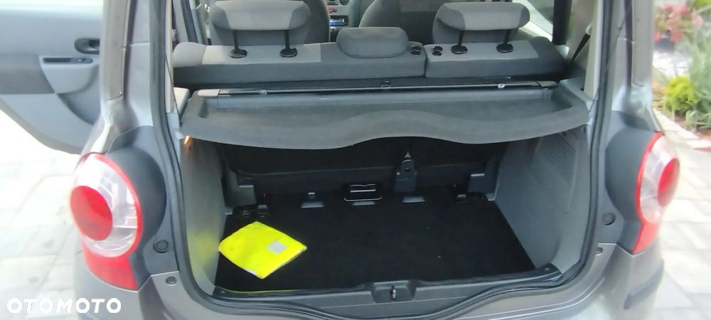 Renault Modus 1.2 16V Limited - 10