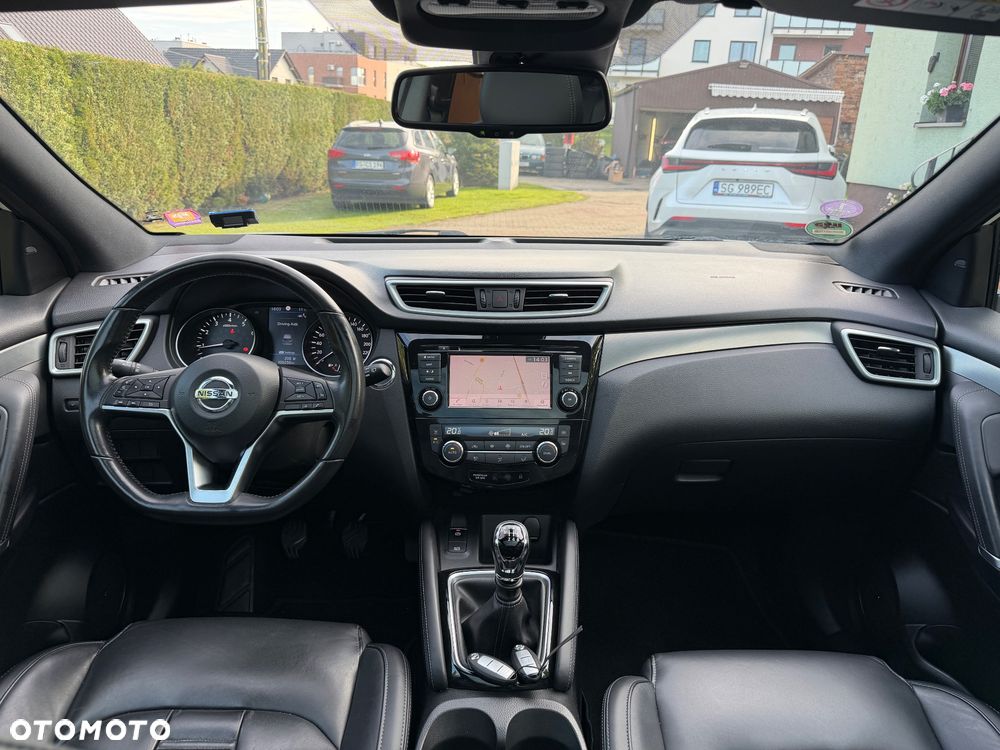 Nissan Qashqai 1.3 DIG-T Tekna+ - 17