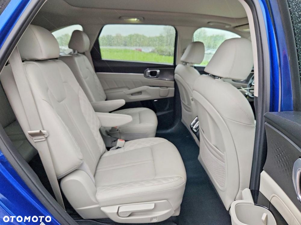 Kia Sorento - 11