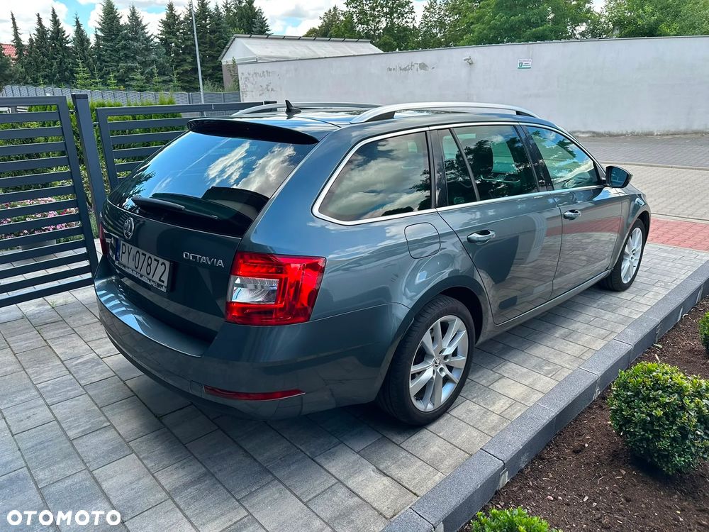 Skoda Octavia 2.0 TSI Style DSG - 4
