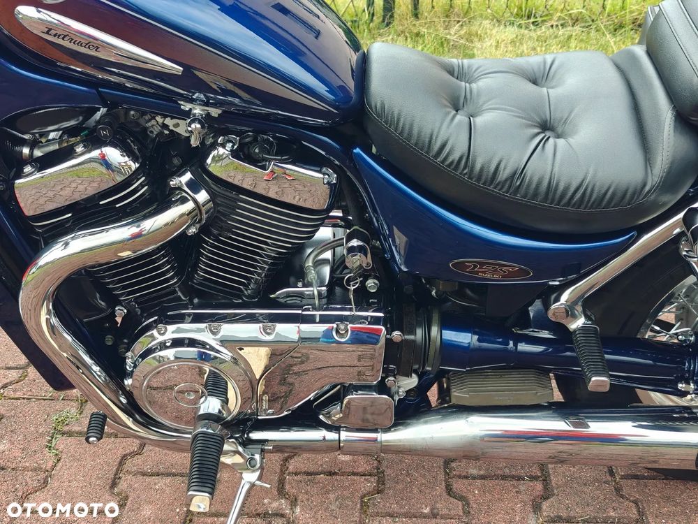 Suzuki Intruder - 28